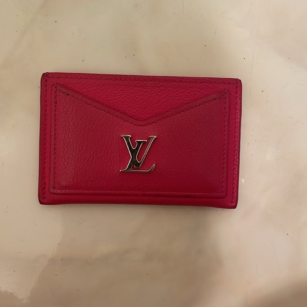 Louis Vuitton Hot Pink Card Holder LV Lock Me​​​​​​​